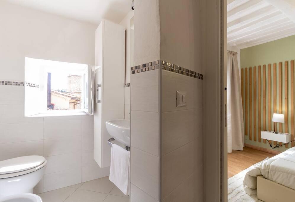 Elegant Flat In The City Centre With Two Suite Perugia Exterior photo